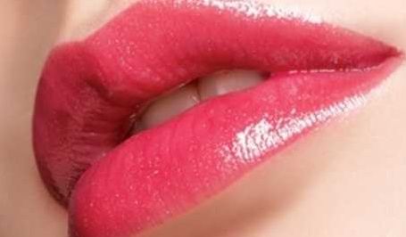 昆明附二院割雙眼皮費用和方法如何？王繼華&何永靜醫(yī)生的資料詳細了解一下！