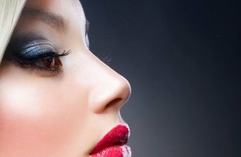 附屬醫(yī)院整形科醫(yī)生技術(shù)如何格外出彩？手術(shù)項目具體有哪些？