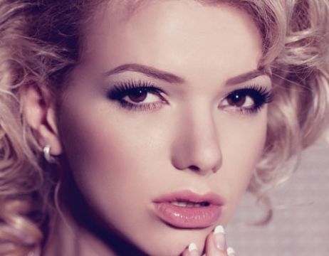 洛陽耳垂裂矯正，這些美容醫(yī)院榮登前十榜單！