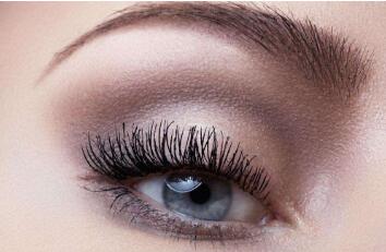 西安絲倍梵植發(fā)效果如何？王禹醫(yī)生6個(gè)月后植發(fā)術(shù)的變化值得關(guān)注