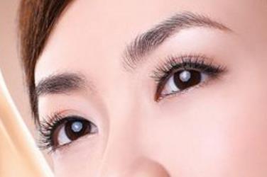 杭州隆胸專家排行榜單公布！醫(yī)療界矚目的熱門醫(yī)生一覽