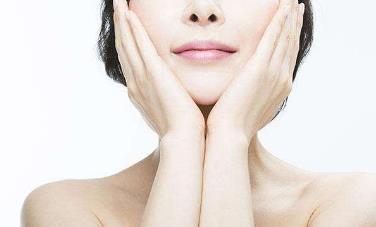 2023南京自體脂肪填充豐臀排行榜前10位專家(楊濤、鄧文舉、王志軍熱門(mén)醫(yī)美橫評(píng))