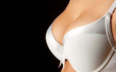 李信峰鼻部整形后引發(fā)的問題案例分析，了解醫(yī)生技術(shù)實(shí)力！