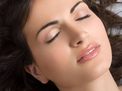 如何選擇適合北京黃寺的雙眼皮手術(shù)醫(yī)生？