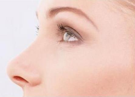 侯秀英雙眼皮術(shù)的效果如何？比較好的技術(shù)與豐富經(jīng)驗(yàn)揭秘