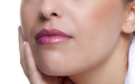 如何評價華西李正勇的鼻子和雙眼皮效果？價格實惠人氣爆棚？