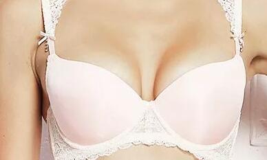 精選南京喬雅登認(rèn)證醫(yī)生名單，全程專家護(hù)航，塑美信心安心選擇！