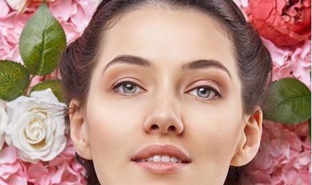 成都萊茵整形美容醫(yī)院的醫(yī)生介紹是否值得信賴(lài)？雙眼皮口碑評(píng)價(jià)如何？