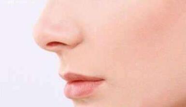 洛陽(yáng)中心醫(yī)院整形美容激光科專(zhuān)家齊聚，驚喜價(jià)格單面對(duì)全國(guó)熱潮，獨(dú)家整形案例集錦全面揭曉