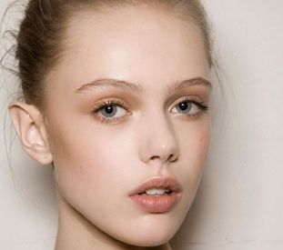 上海真正專治痘坑的醫(yī)院是哪家好？決策難題，我來幫你解決！