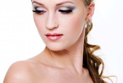 張潔醫(yī)生示范案例：明星級醫(yī)生親承價目表！揭秘武漢第三醫(yī)院驚艷雙眼皮！