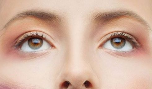 南華生醫(yī)生的鼻子整形效果如何？我應(yīng)該選擇南華生醫(yī)生做鼻子嗎？