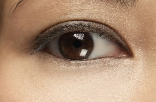 上海治療褐青斑哪家醫(yī)院好？專家?guī)湍憬獯穑?/>
                                </a>
                                <h4><a href=