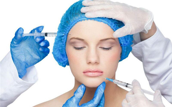 三位權威認證醫(yī)生，堪稱熱瑪吉行業(yè)黑馬