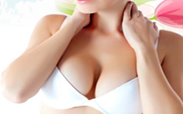 哪位醫(yī)生在上海擅長下巴整形手術(shù)？對比唐毅、樸相根和石潤三位醫(yī)生的技術(shù)水平，他們各自有何特點？