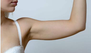 滕利神奇技術(shù)，讓你告別眼袋困擾！網(wǎng)友稱贊不絕，看看效果吧！