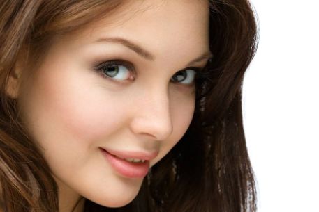 上海唇部整形手術(shù)哪家好？掌握這些關(guān)鍵信息，選擇最佳醫(yī)院和技術(shù)