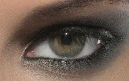 怎樣才能讓張姣姣擁有漂亮的雙眼皮？醫(yī)生的評價、推薦的醫(yī)院和參考價格上的建議