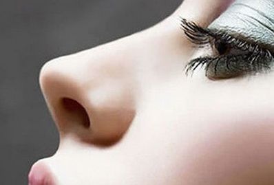 CT掃描樸智英整形圖片揭示哪些信息？