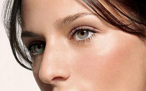 中國十位隆胸專家，預(yù)約困難系數(shù)空前，敬請盤點！