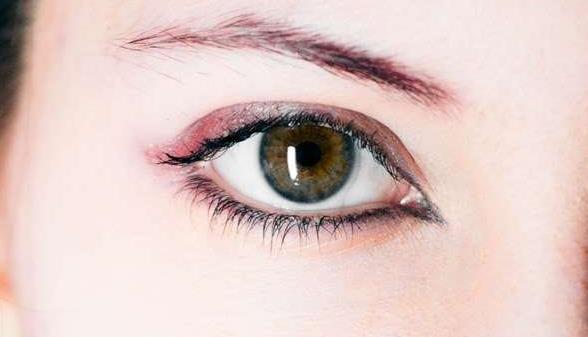 北京欒杰自體脂肪隆胸效果如何？如何預(yù)約掛號和了解收費？