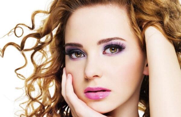 萬連壯隆胸排名首屈一指！專家實力超凡，技術(shù)高超廣受好評！