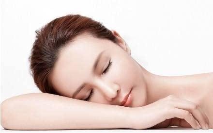 2023無(wú)錫微針去生長(zhǎng)紋口碑10強(qiáng)醫(yī)生(張若梅、冉超、施浩然較為有名！)