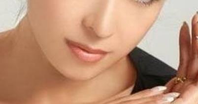 蘭州大學(xué)第二醫(yī)院整形外科醫(yī)生的坐診時間表、價格清單和劉凱雙眼皮手術(shù)案例分享