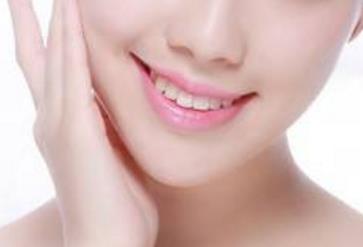 2023年，如何選擇余文林醫(yī)生進(jìn)行鼻部整形手術(shù)？完善的坐診信息及價(jià)格參考