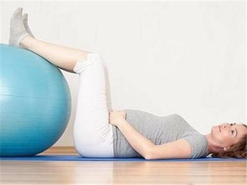 廣州仁健植發(fā)醫(yī)院董愛軍植發(fā)醫(yī)生專業(yè)優(yōu)秀