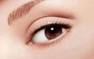 遼寧治療眼袋比較好的醫(yī)生排名：細(xì)數(shù)黃威、趙穆欣兩位大咖，哪位更靠譜？眾多專家推薦，限你挑選！