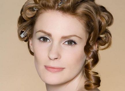 上海正規(guī)生長(zhǎng)紋除皺醫(yī)院精選榜單：權(quán)威專家推薦！