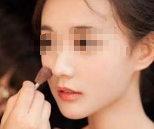 女子臀部整形好風(fēng)險！整形手術(shù)遭不法醫(yī)生用水泥灌注