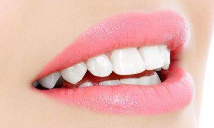 曼托假體隆胸為何受歡迎？隆胸后效果持久可靠嗎？