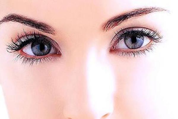 山西省眼科醫(yī)院整形科有哪些醫(yī)生？眼科醫(yī)院整形科的醫(yī)生有哪些成功案例？