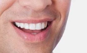 廈門大學(xué)附屬第一醫(yī)院美容燒傷科：了解廖立新醫(yī)生的領(lǐng)先胸部美化技術(shù)吧！以真實(shí)案例感受出色效果