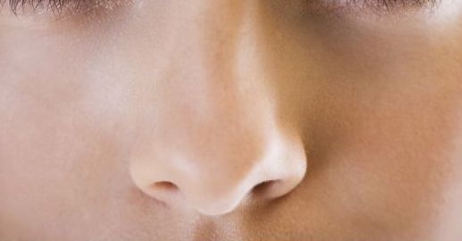 2023年鄭州熱門！爭(zhēng)奪第一位的割雙眼皮專家，華領(lǐng)張昕霞、天后郭曉光及其他三位醫(yī)生引人注目！