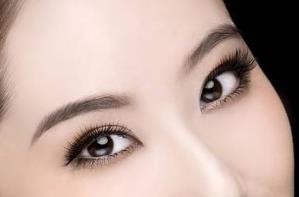 煙臺(tái)洛神醫(yī)療美容門(mén)診部的技術(shù)與服務(wù)是否值得信賴(lài)？