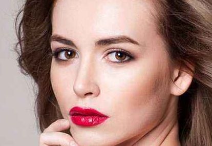 怎樣選擇專業(yè)醫(yī)生實(shí)力強(qiáng)的做雙眼皮？看看武漢仁愛(ài)時(shí)光醫(yī)院的案例