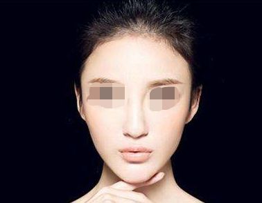 濟(jì)寧經(jīng)典祛斑醫(yī)院推薦，治療效果一覽無余
