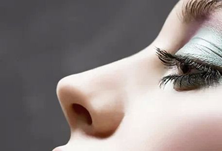 大連雙眼皮拆線醫(yī)生