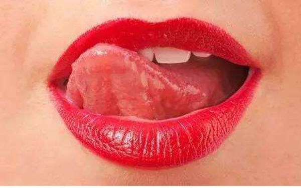 東莞玻尿酸去法令紋醫(yī)生