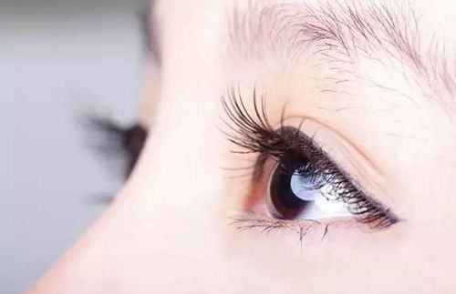 連云港玻尿酸豐唇術(shù)手術(shù)醫(yī)生