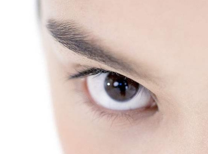 上海國產(chǎn)假體隆鼻醫(yī)生