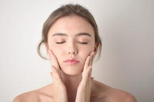 保定除皺針祛眼細紋醫(yī)生