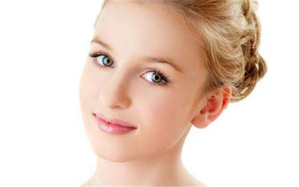 杭州雙環(huán)法矯正乳房下垂醫(yī)生