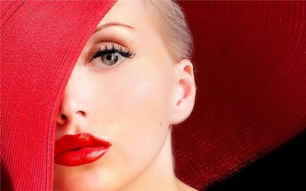 長(zhǎng)沙精雕祛眼紋醫(yī)生