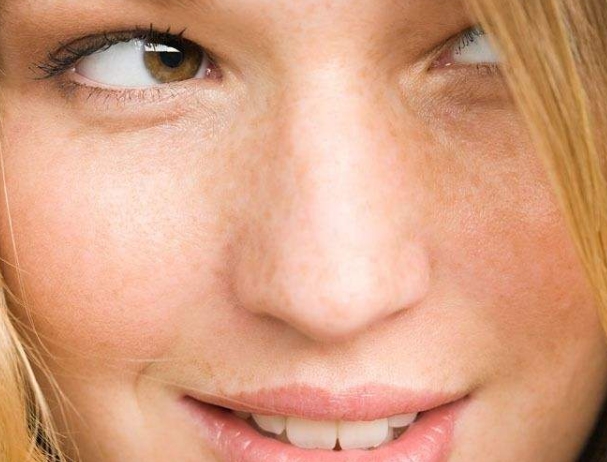 瀘州臉頰松弛下垂修復(fù)醫(yī)生