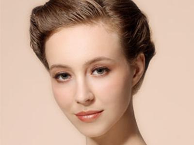 上海激光雙眼皮手術醫(yī)生