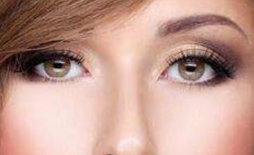 長(zhǎng)沙硅膠隆鼻手術(shù)醫(yī)生